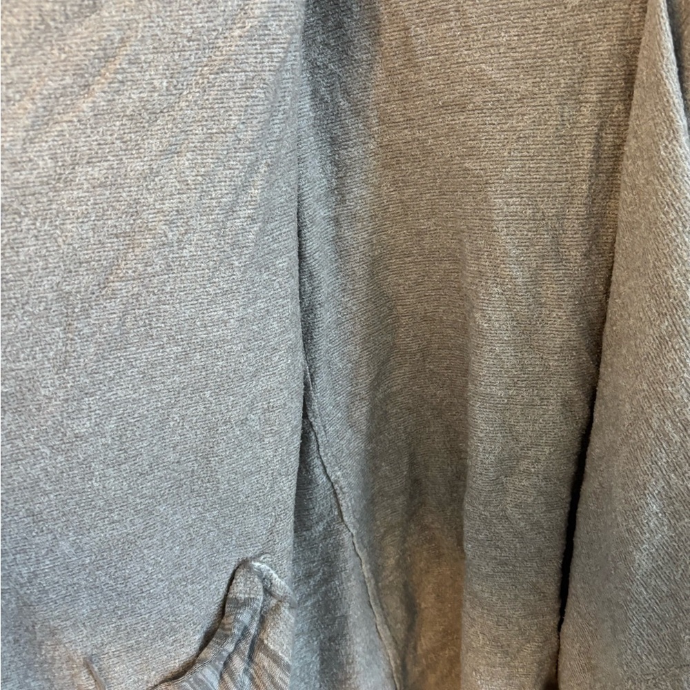 Barefoot Dreams Open Front CozyChicLite Island Wrap - Picture 7 of 11